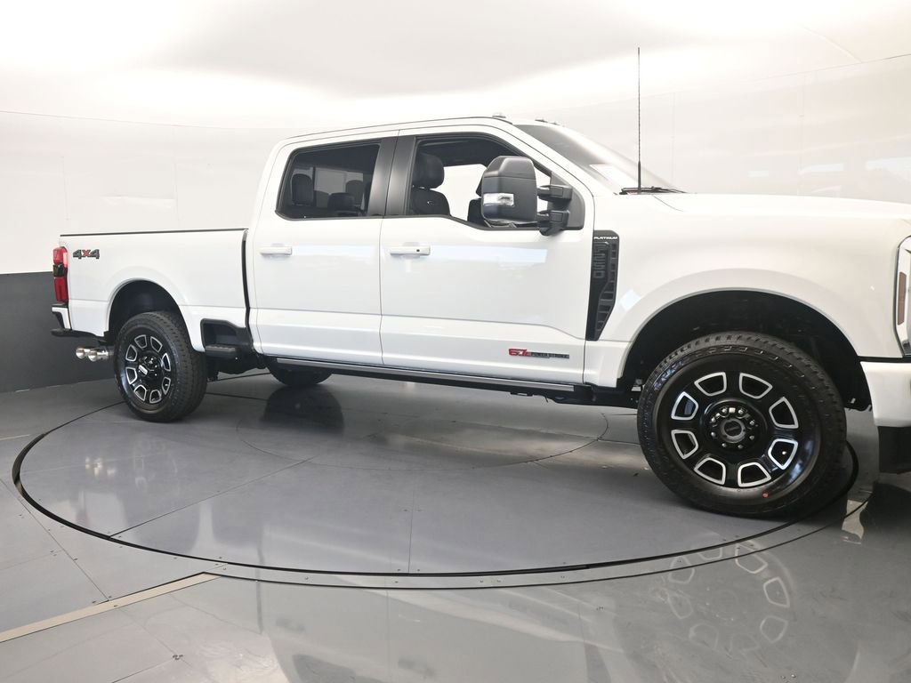 Used 2026 Ford F250 Platinum AWD/4WD image 8