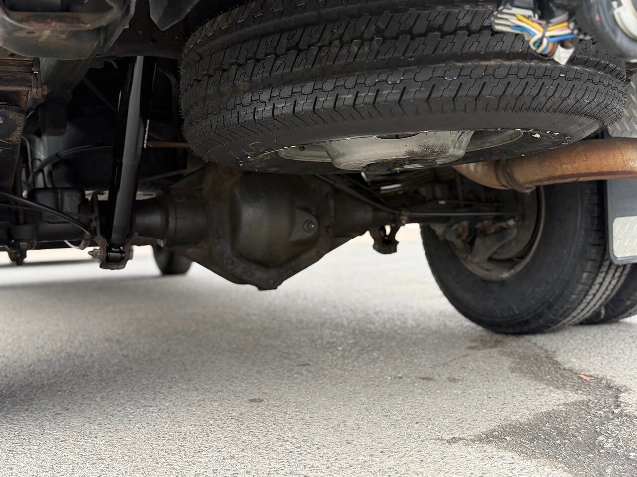 Used 2002 Chevrolet Silverado 3500 LS w/ Electrical Convenience Pkg image 50