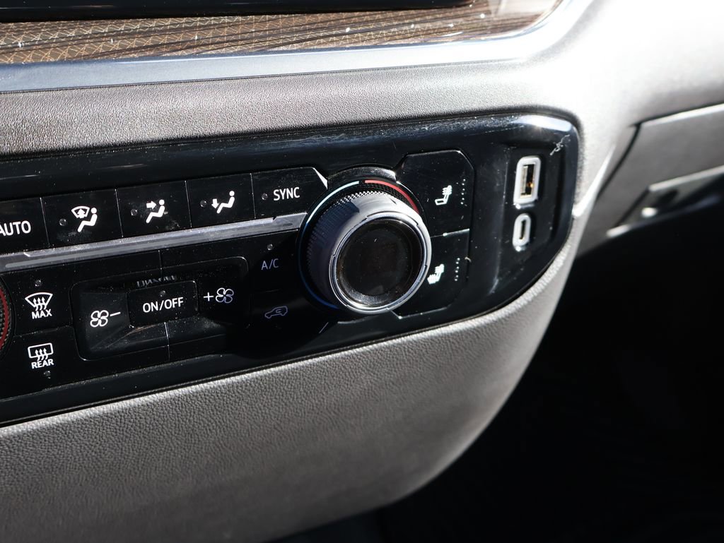 Used 2024 Chevrolet Silverado 1500 RST w/ LPO, Dark Essentials Package image 40