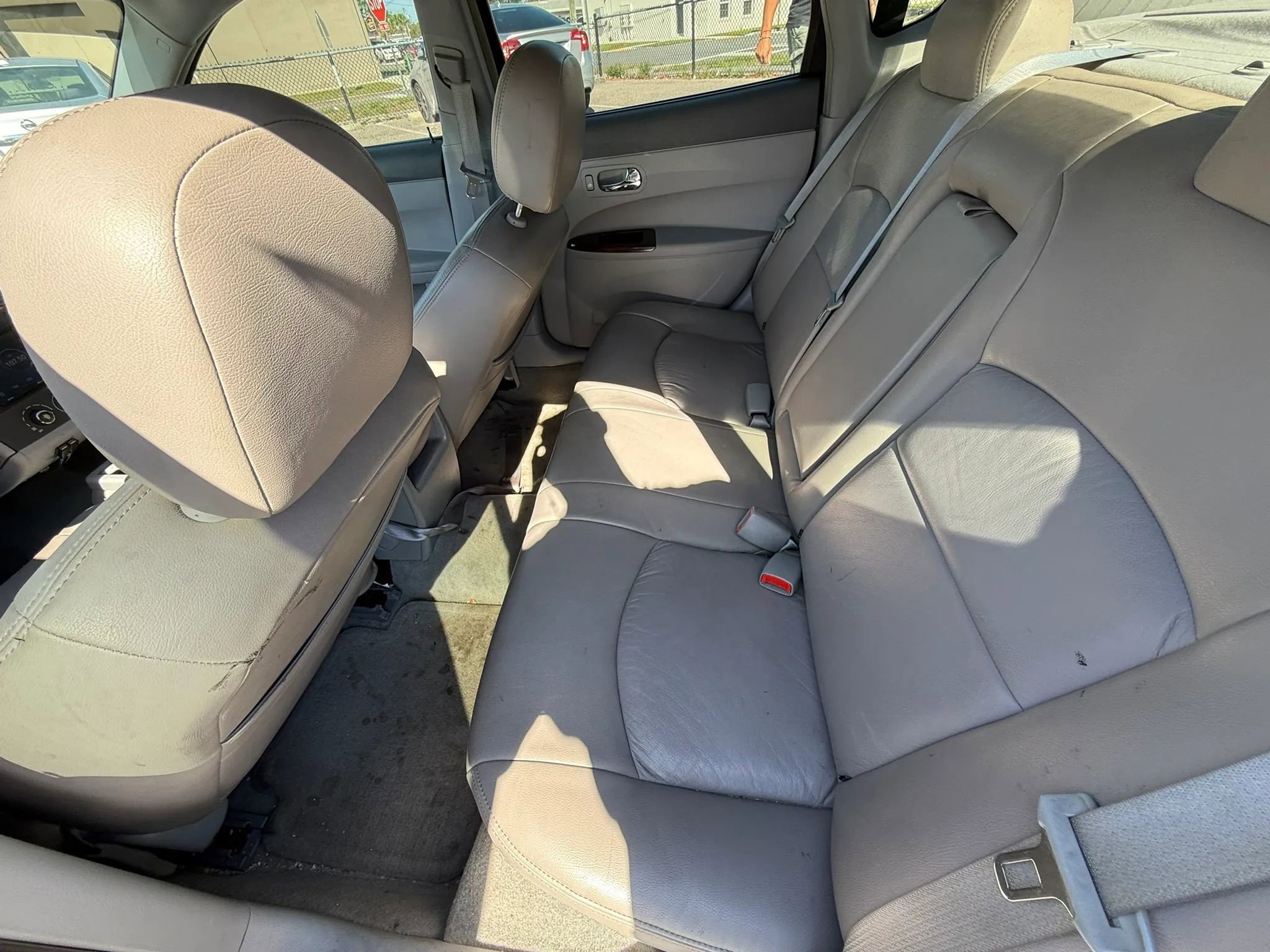 Used 2007 Buick LaCrosse CX image 9