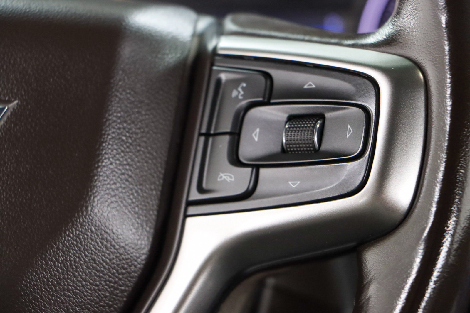 Used 2022 Chevrolet Silverado 2500 LTZ w/ Z71 Off-Road Package AWD/4WD image 14