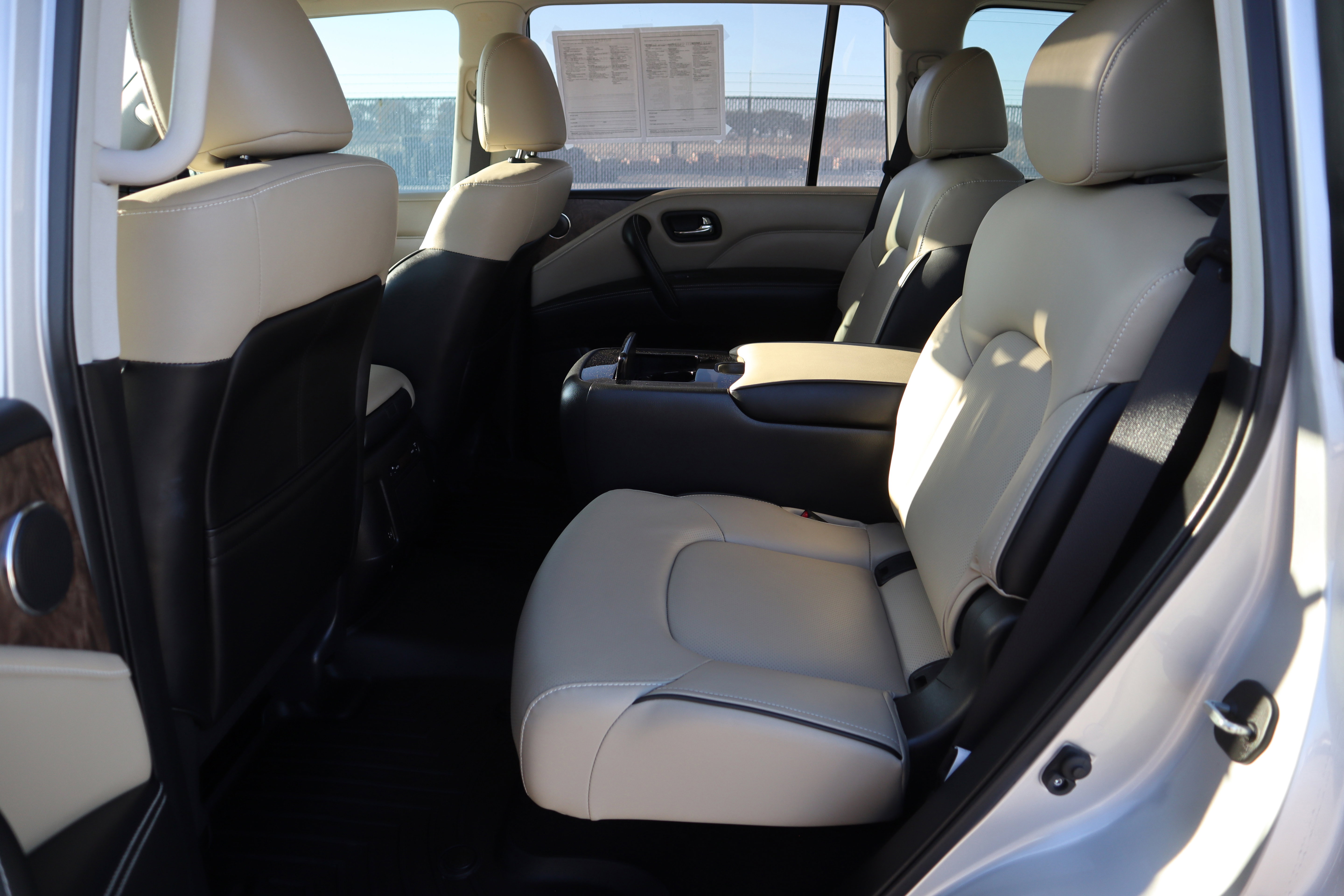 Used 2022 INFINITI QX80 Premium Select w/ Cargo Package image 18