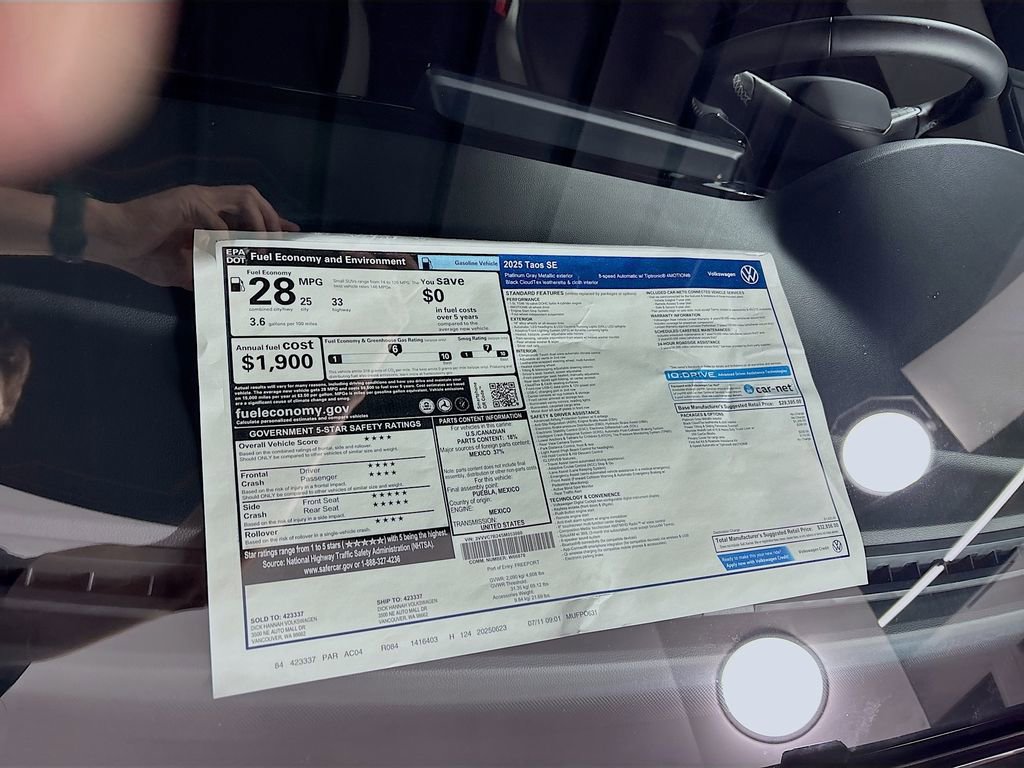 New 2025 Volkswagen Taos SE image 24