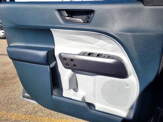 New 2026 Ford Maverick XLT image 17