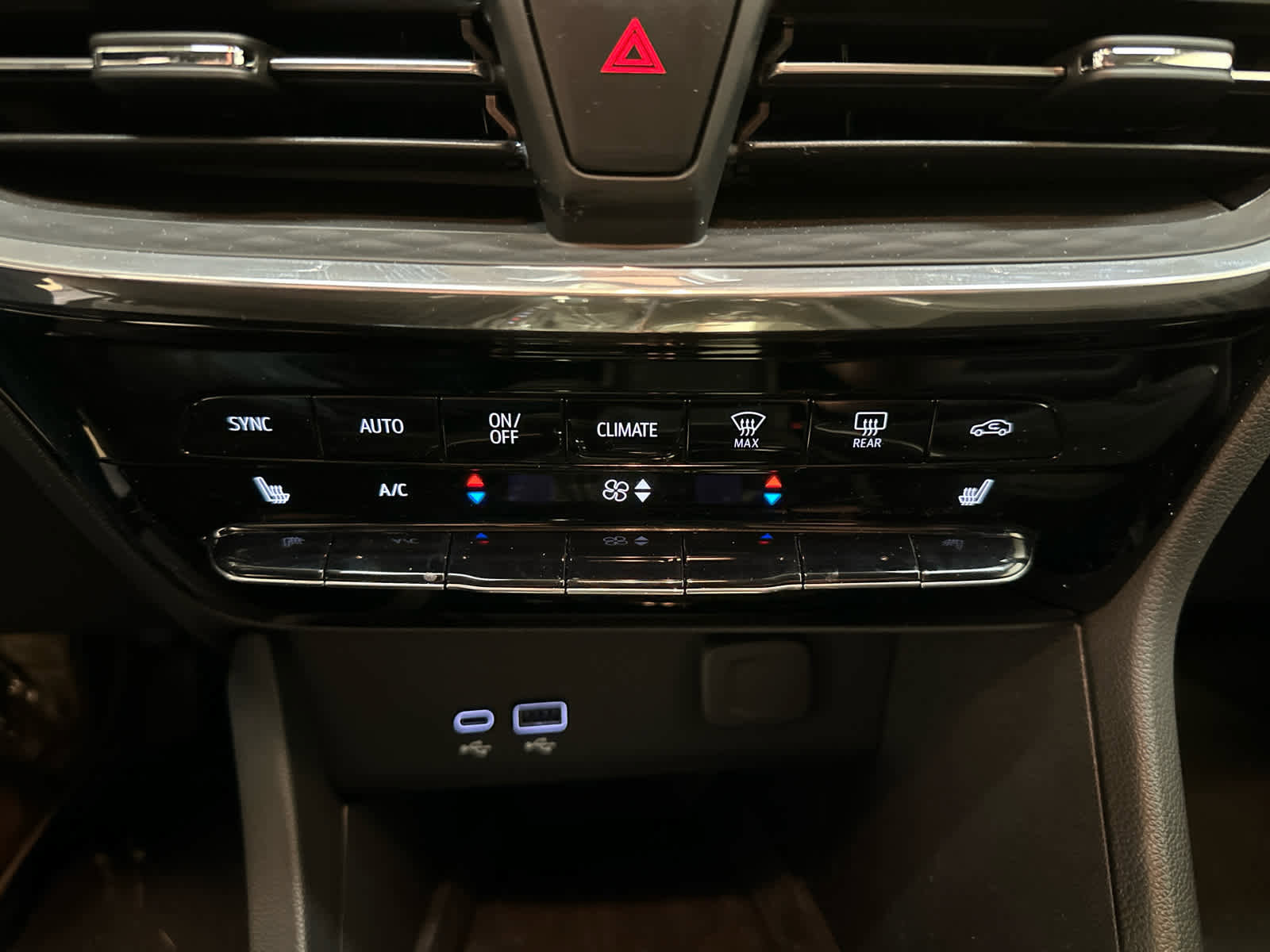 Used 2026 Buick Encore GX Avenir w/ Avenir Convenience Package image 19