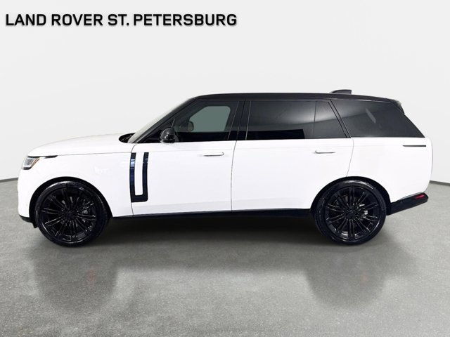 New 2026 Land Rover Range Rover Long Wheelbase SE AWD/4WD image 8