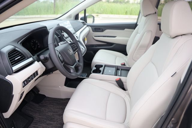 New 2026 Honda Odyssey EX-L image 13
