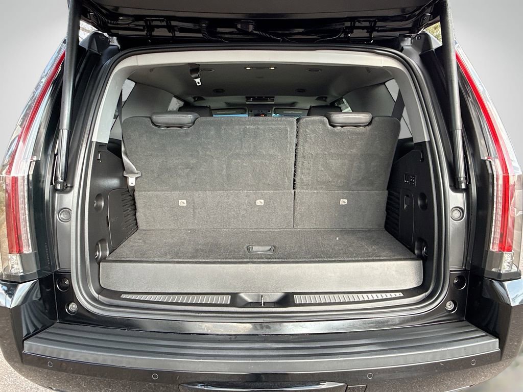 Used 2019 Cadillac Escalade Premium Luxury image 12