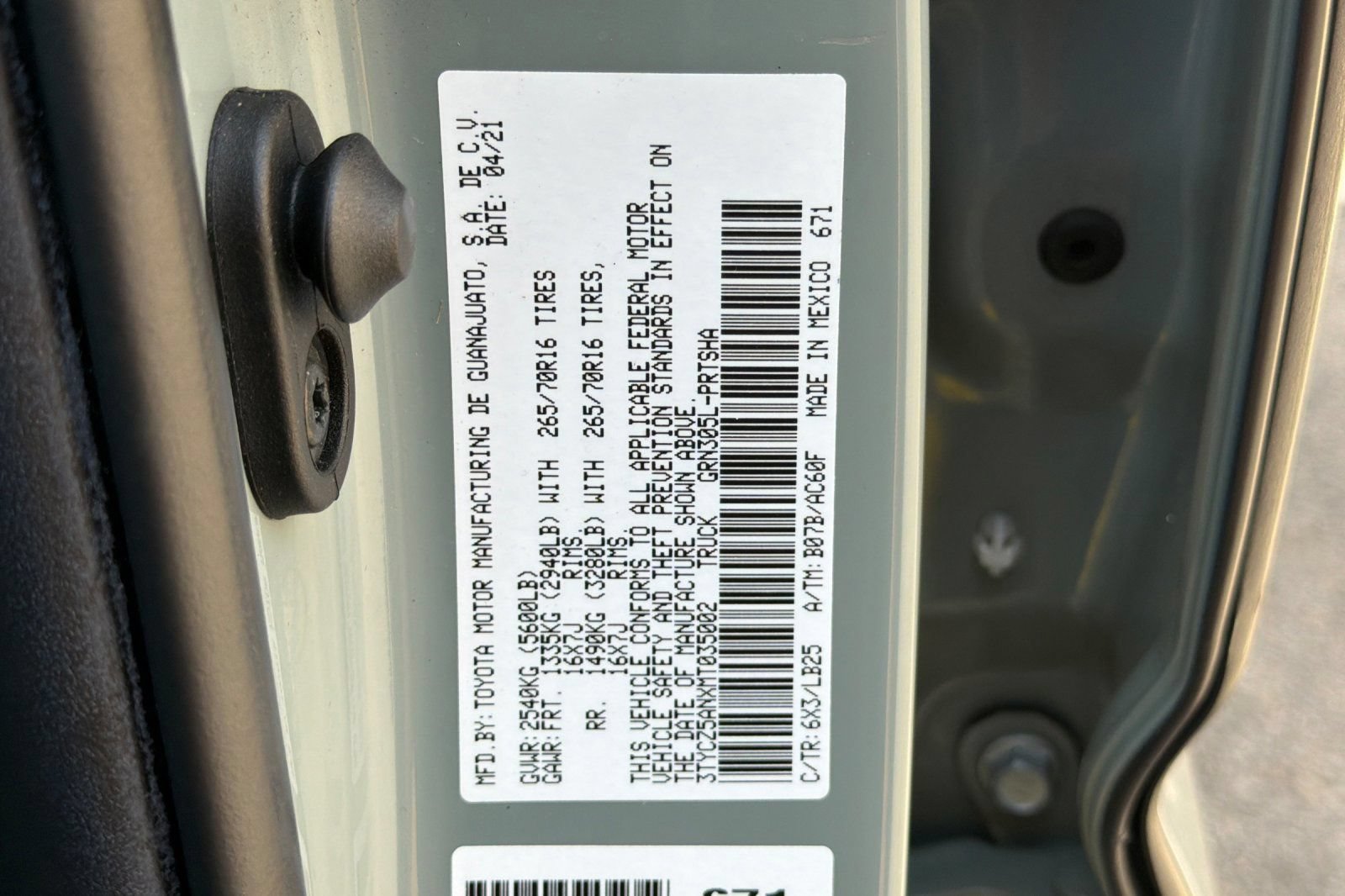 Used 2021 Toyota Tacoma TRD Pro AWD/4WD image 33
