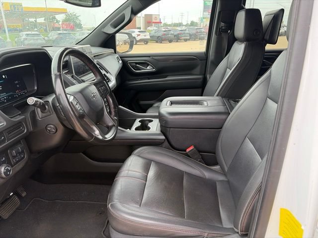 Used 2022 Chevrolet Suburban RST w/ Sport Performance Package AWD/4WD image 6