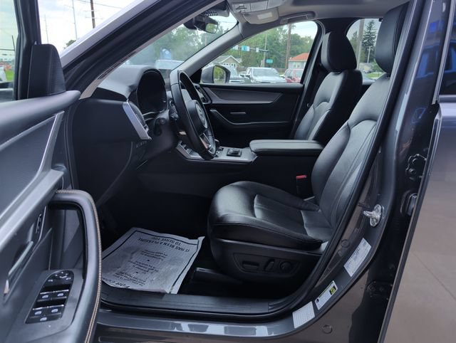 Used 2025 MAZDA CX-90 3.3 Turbo w/ Preferred Package AWD/4WD image 12