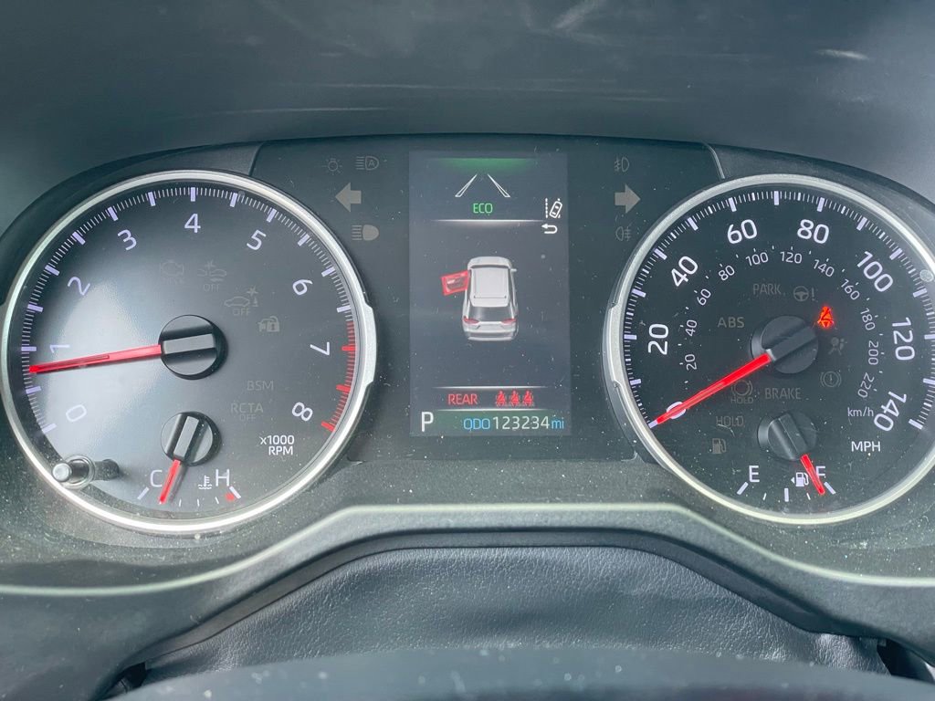 Used 2019 Toyota RAV4 LE w/ All Weather Liner Package image 17