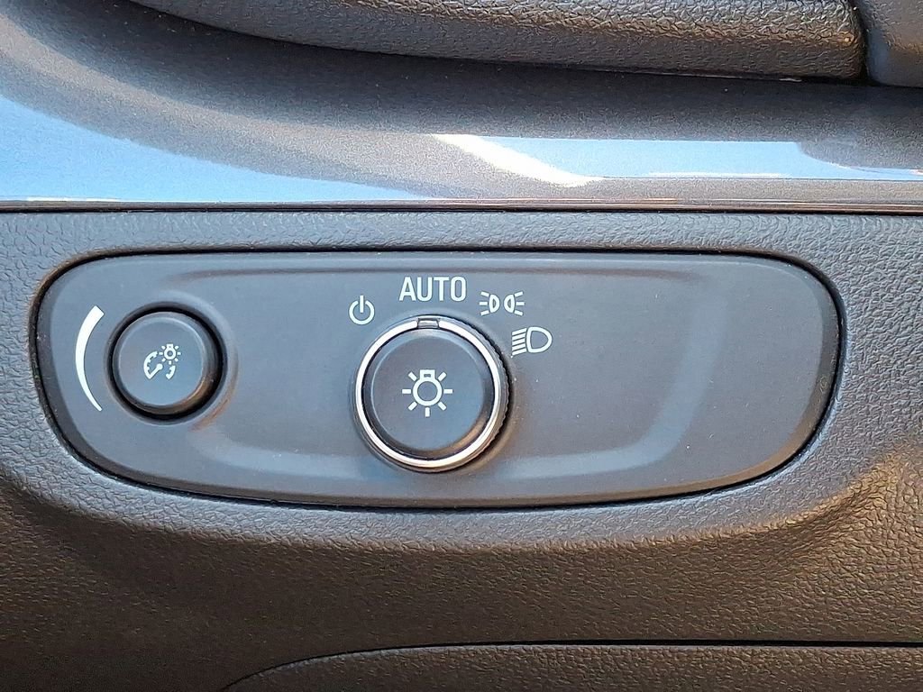 Used 2019 Buick Encore Preferred image 24