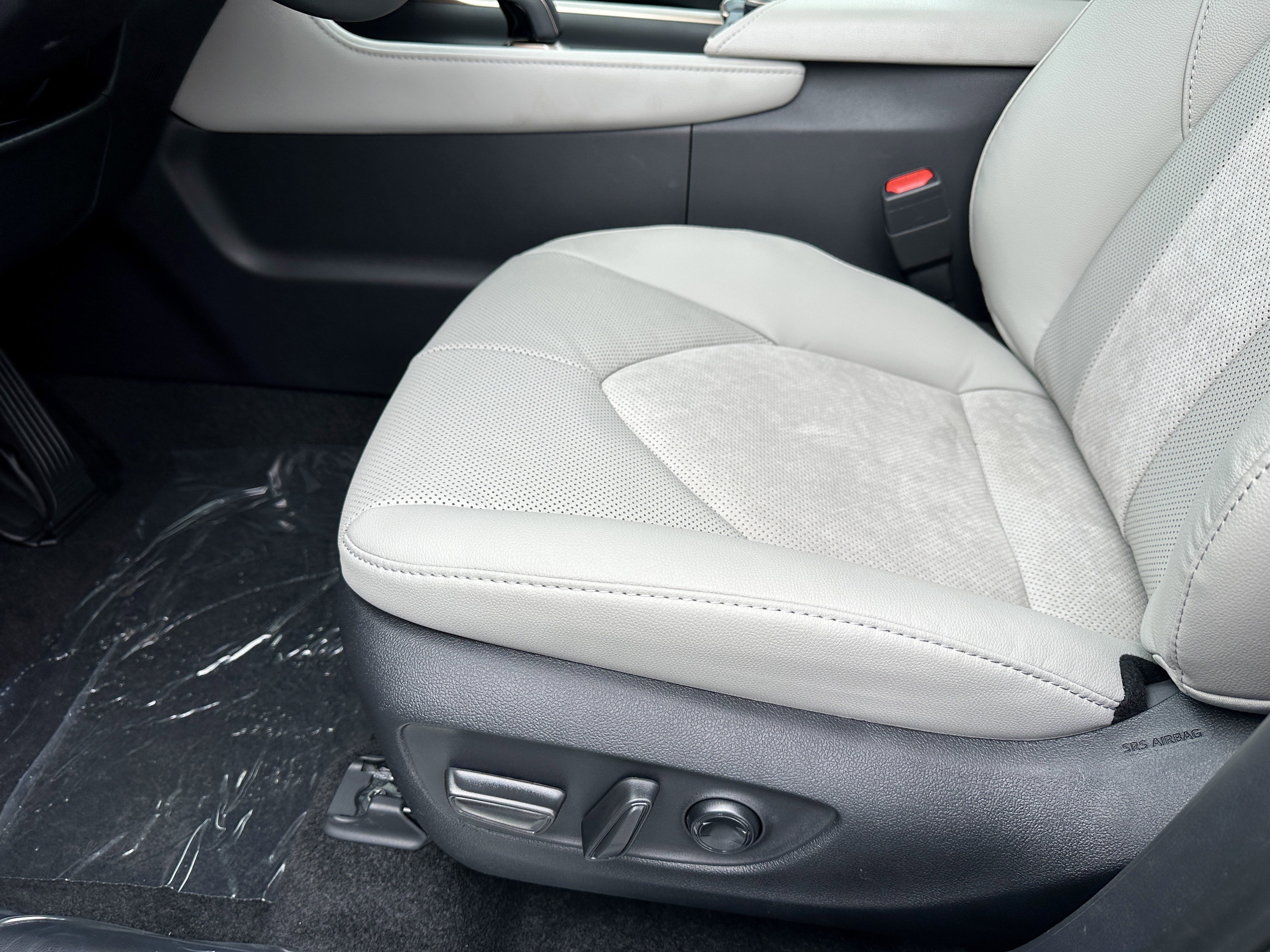 New 2026 Toyota Grand Highlander AWD Hybrid image 25