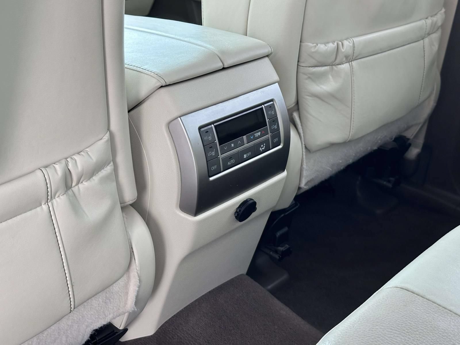 Used 2016 Lexus GX 460 w/ Premium Package AWD/4WD image 25