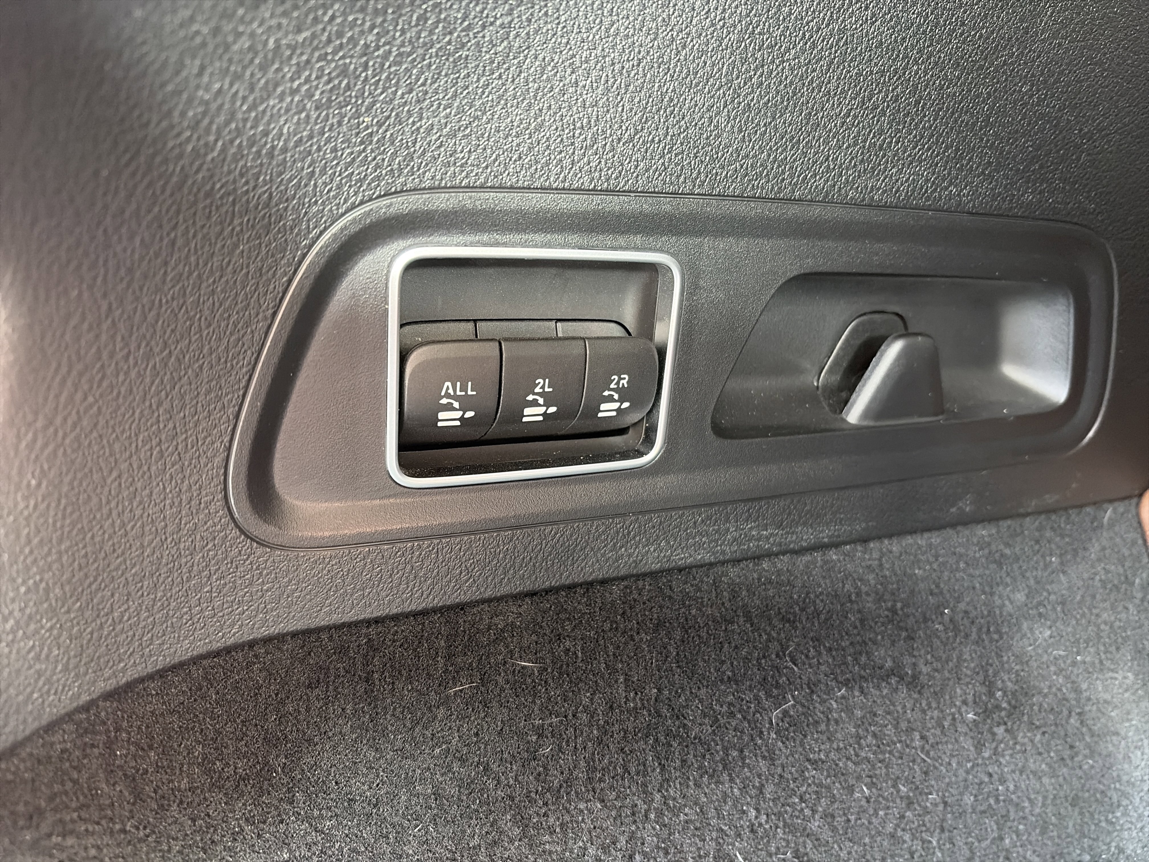 Certified 2024 Mercedes-Benz GLS 450 4MATIC image 16