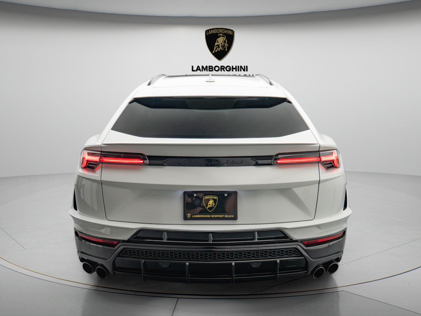 Used 2024 Lamborghini Urus S AWD/4WD image 5