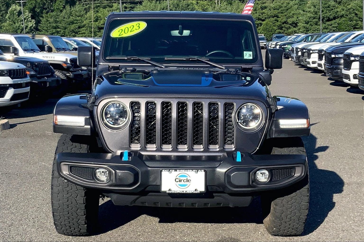 Used 2023 Jeep Wrangler Unlimited Rubicon 4xe w/ Cold Weather Group AWD/4WD image 3