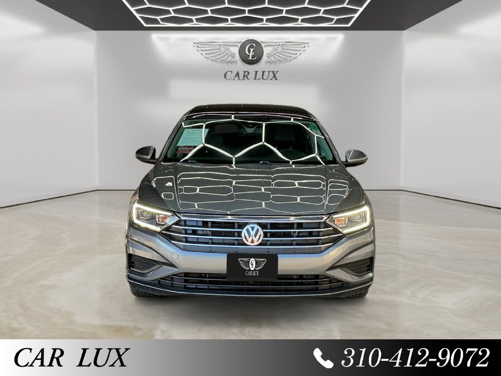 Used 2019 Volkswagen Jetta SEL w/ Cold Weather Package FWD image 8