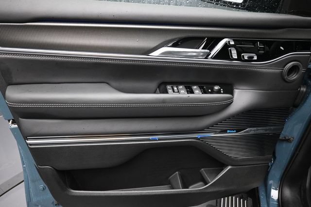 New 2026 Jeep Grand Wagoneer L Summit AWD/4WD image 21