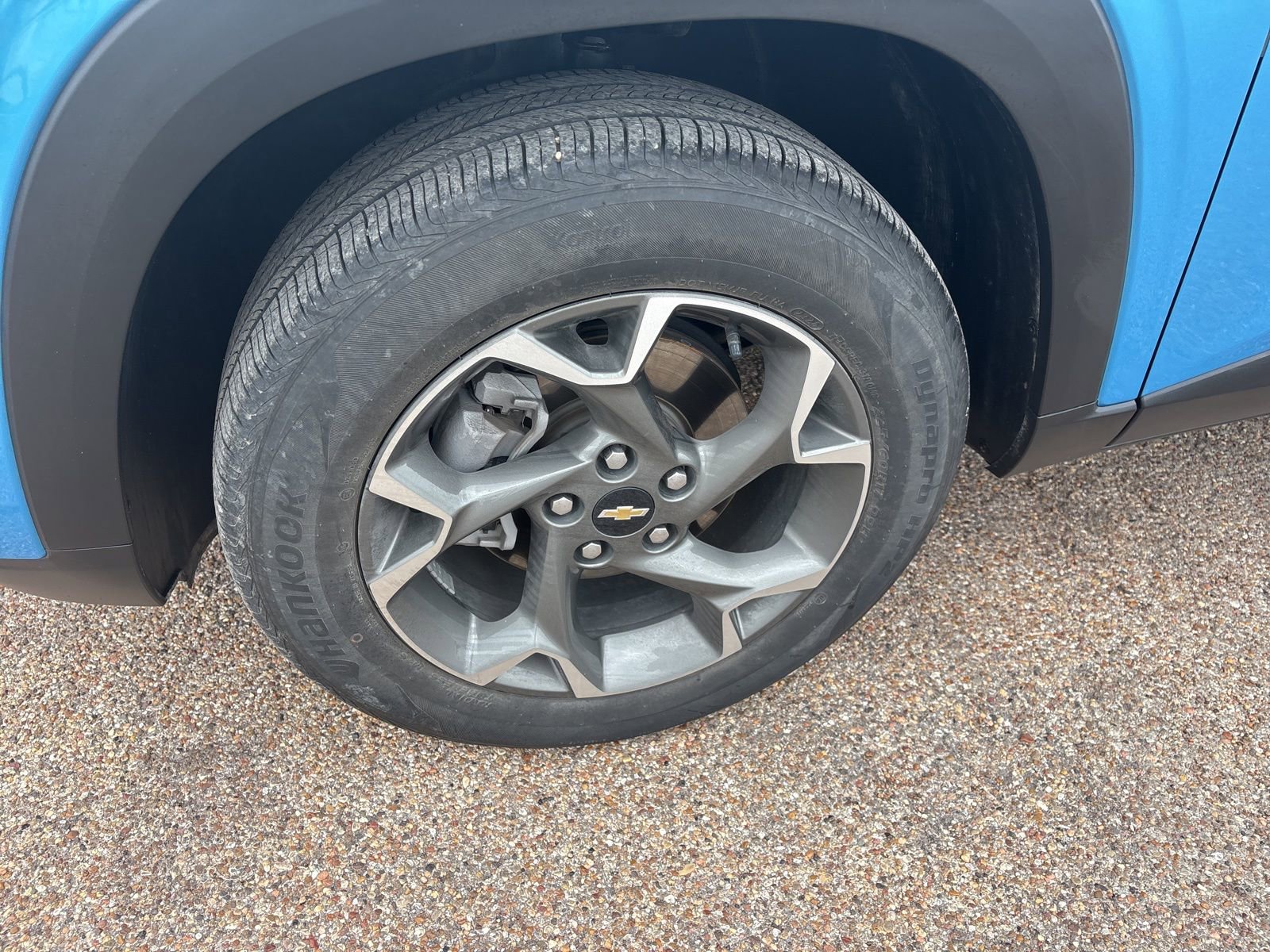 Certified 2025 Chevrolet Trax LT w/ Driver Confidence Package FWD image 27