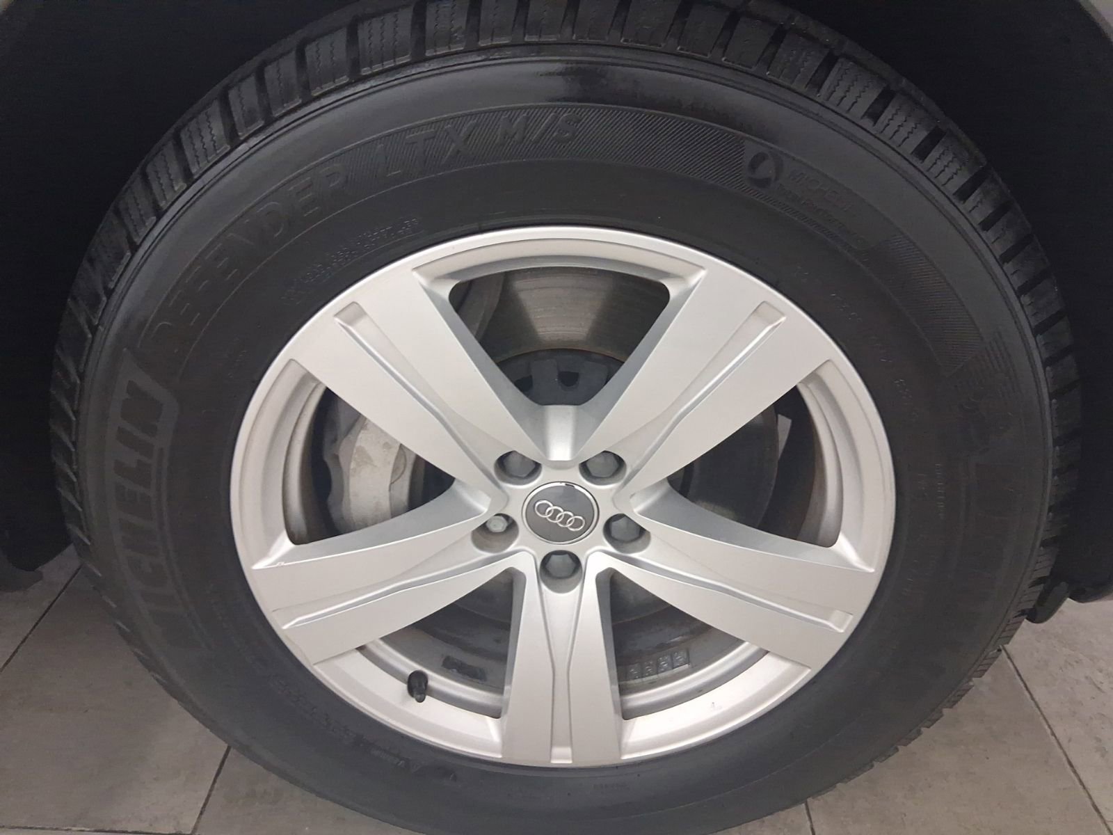 Used 2019 Audi Q7 2.0T Premium Plus w/ Premium Plus Package AWD/4WD image 11