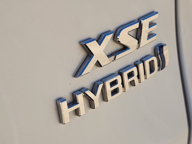 Used 2024 Toyota RAV4 XSE w/ Advanced Technology Package AWD/4WD image 7