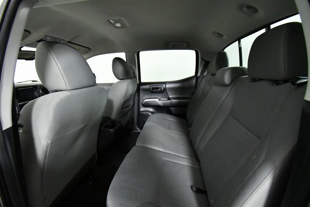 Used 2016 Toyota Tacoma 2WD Double Cab image 24