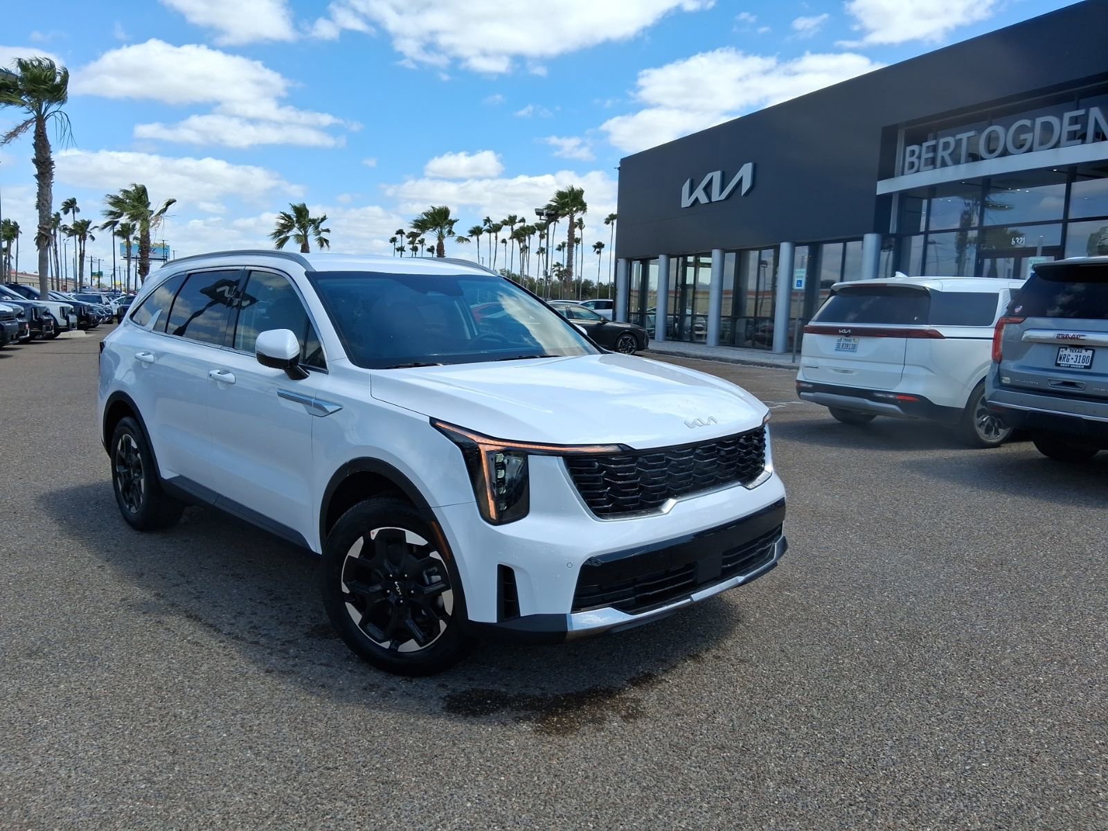 New 2026 Kia Sorento S