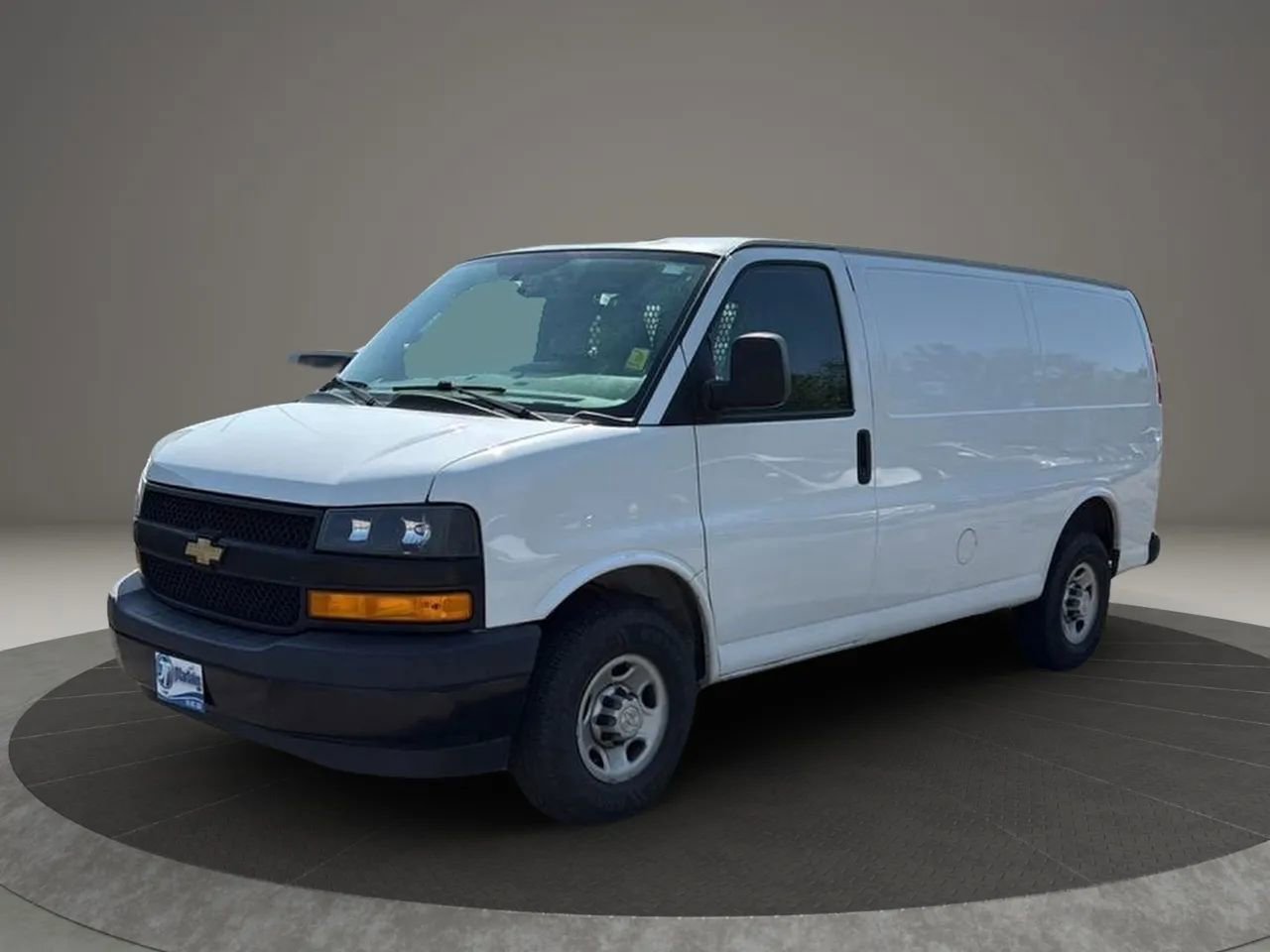 Used 2021 Chevrolet Express 2500 w/ Driver Convenience Package image 8