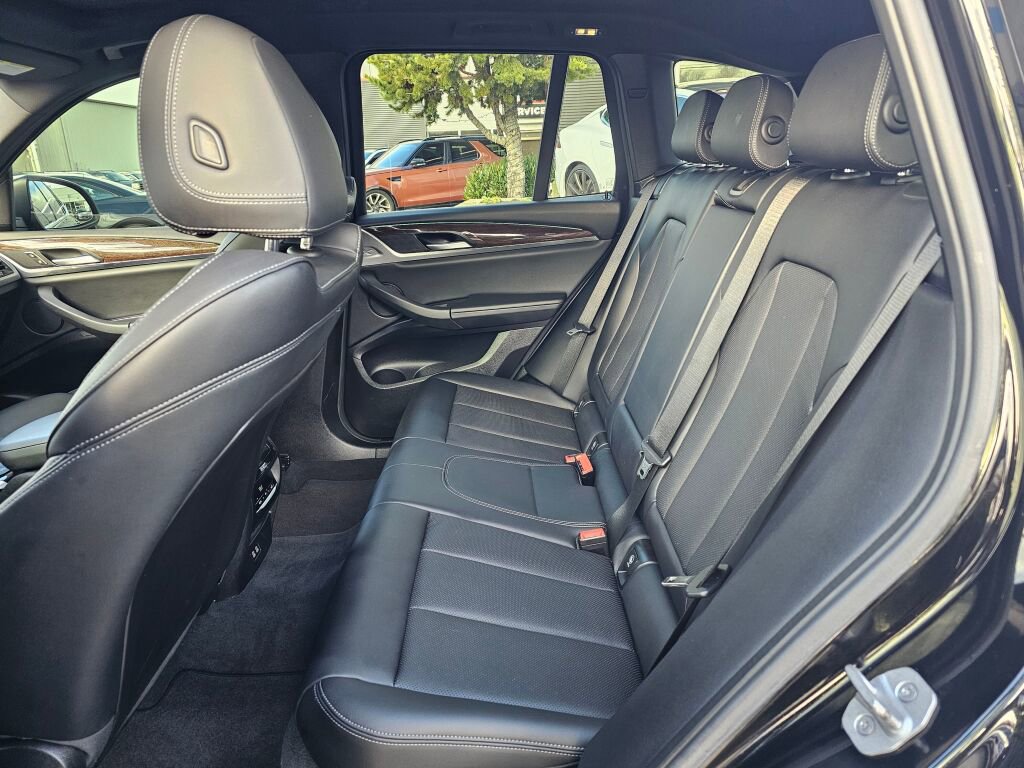 Used 2024 BMW X3 xDrive30i image 17