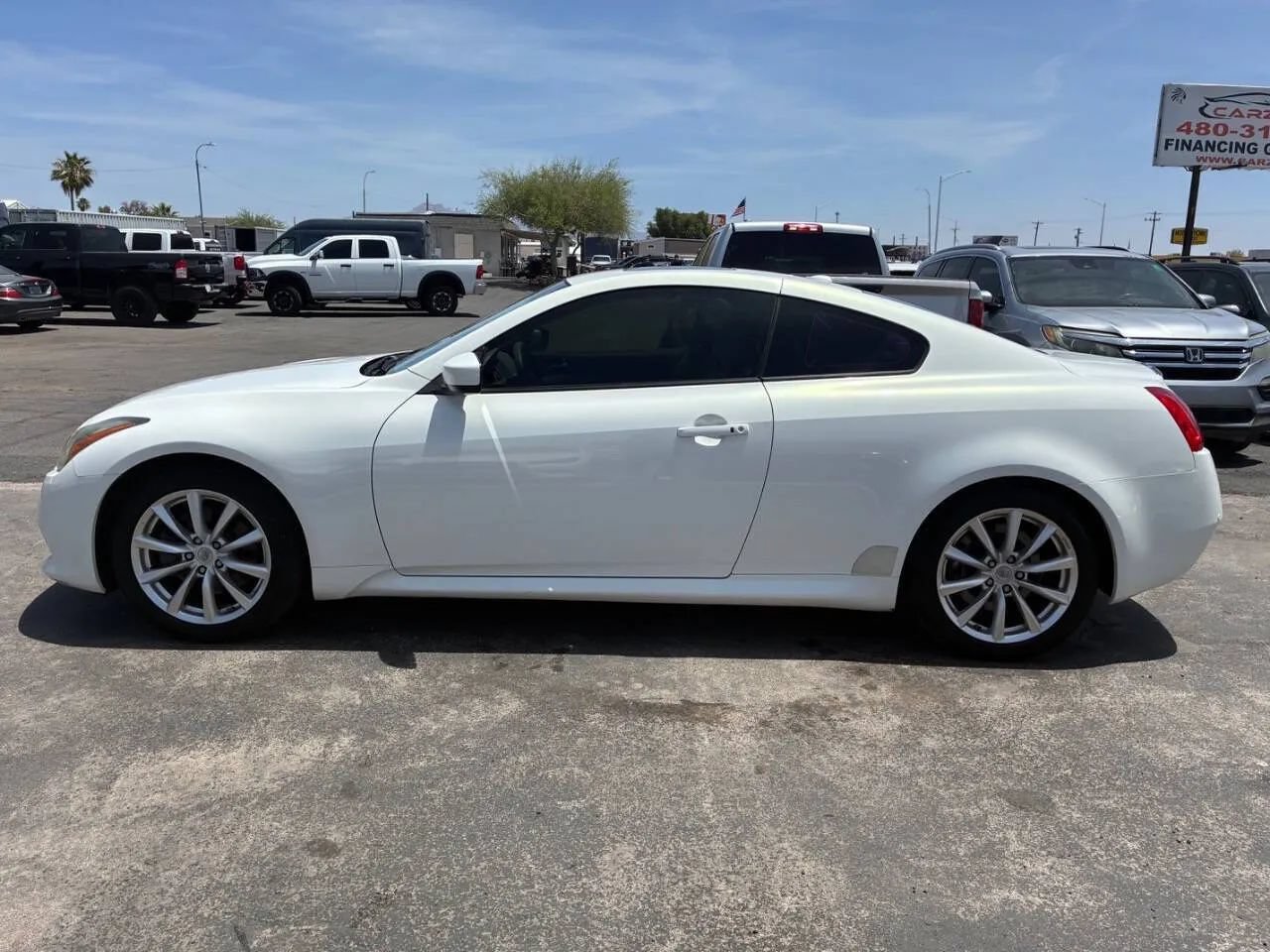 Used 2012 INFINITI G37 Journey w/ Premium Pkg RWD image 3