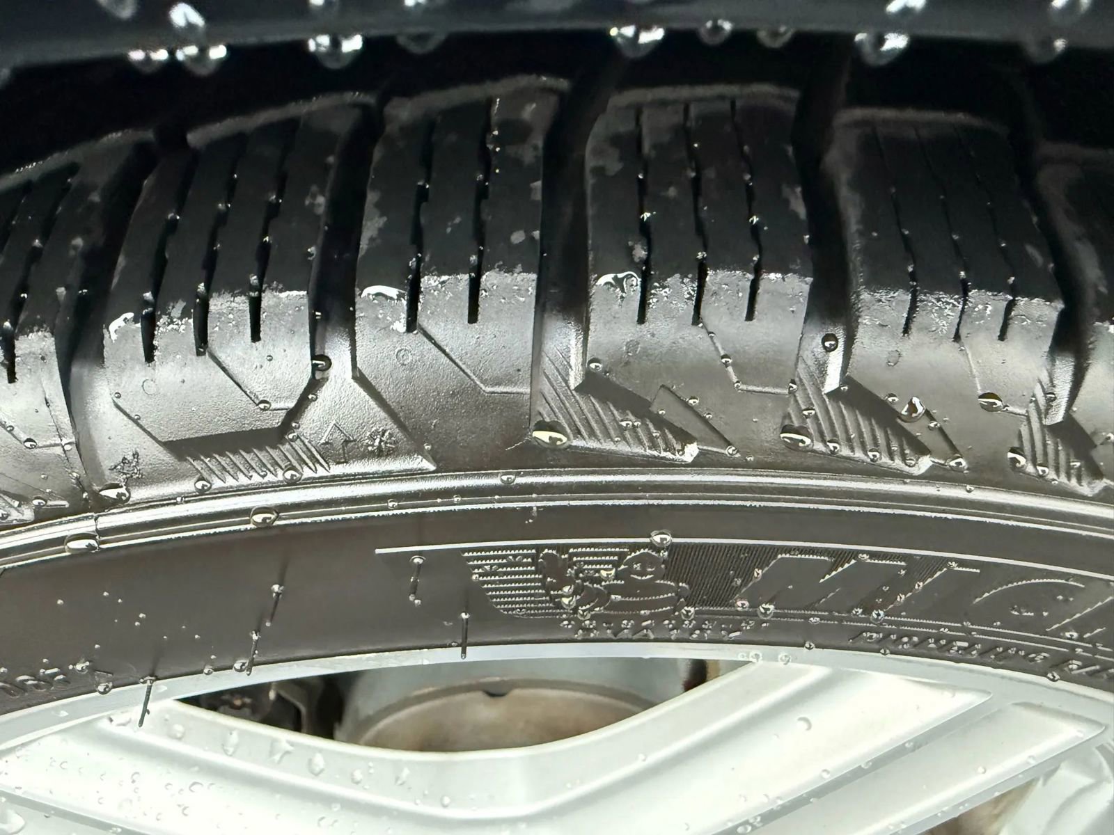 Used 2012 Mercedes-Benz E 350 Sedan image 32