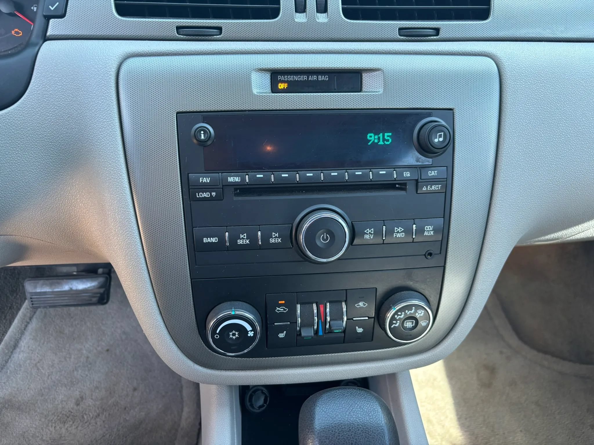 Used 2009 Chevrolet Impala SS w/ Convenience Package FWD image 24