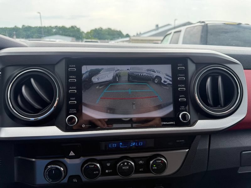Used 2021 Toyota Tacoma SR5 w/ Blackout Package (TMS) AWD/4WD image 14