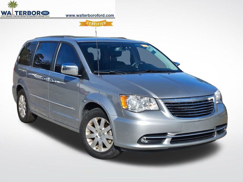 Used 2016 Chrysler Town & Country Touring