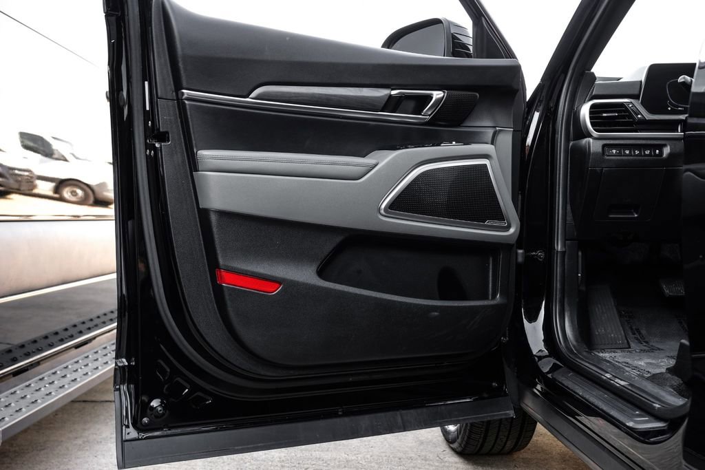 Used 2023 Kia Telluride EX X-Line image 48