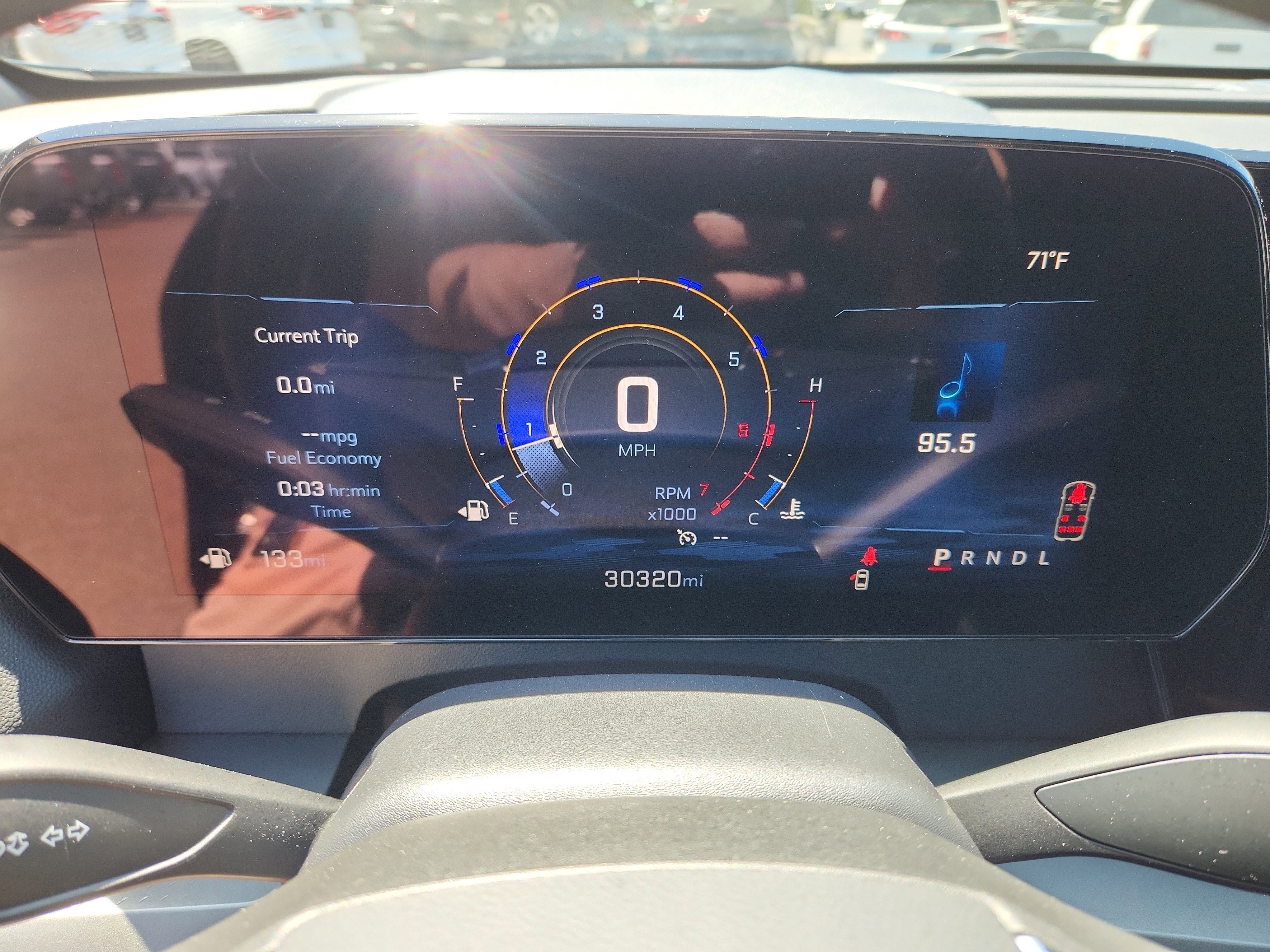 Used 2025 Chevrolet Traverse LT image 21