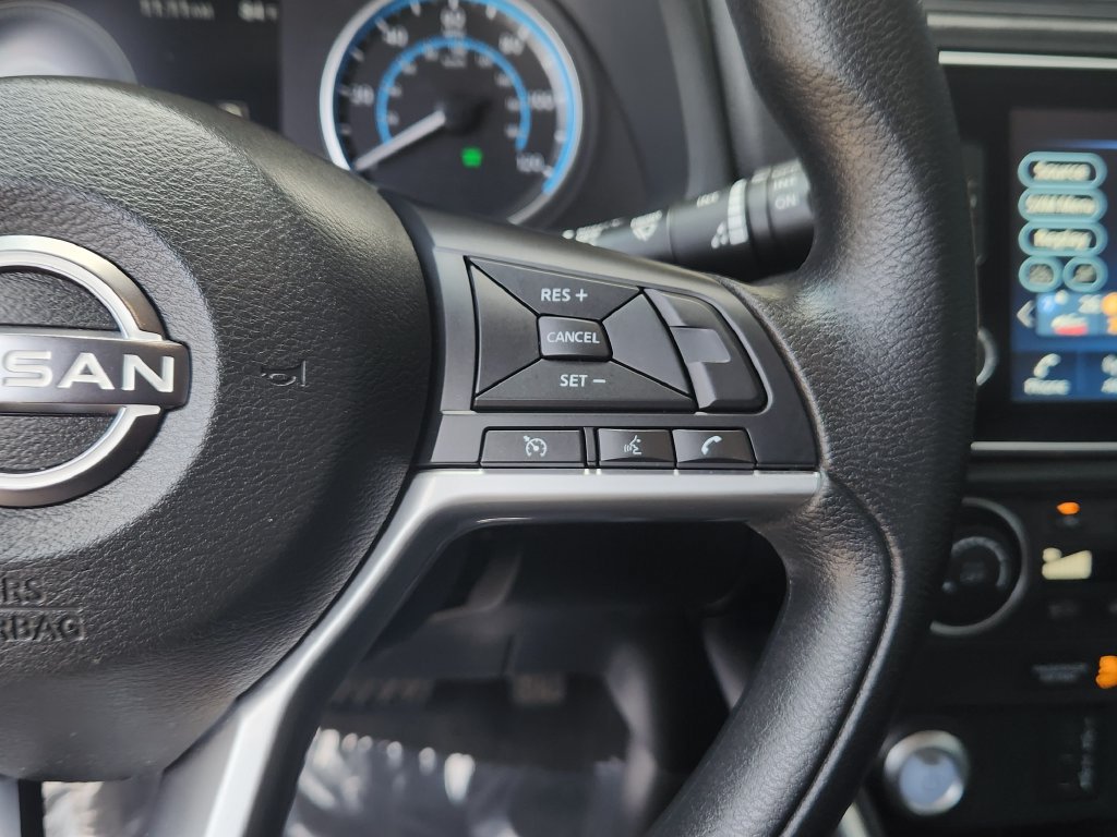 Used 2025 Nissan Leaf S FWD image 26