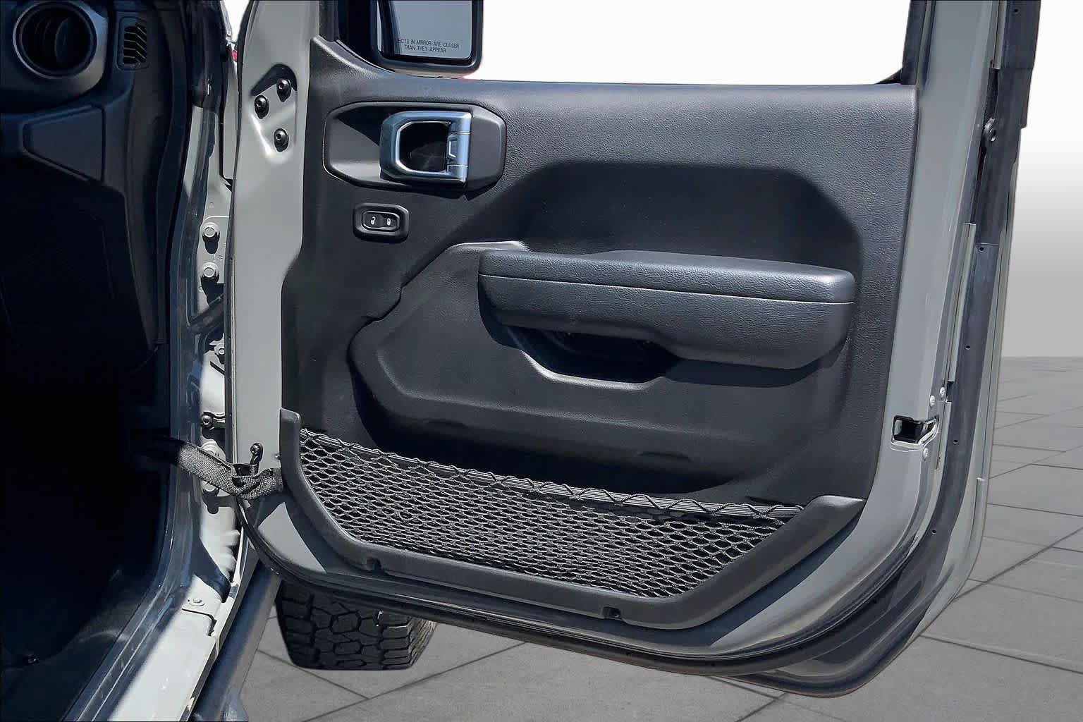 Used 2023 Jeep Wrangler Unlimited Sport AWD/4WD image 21
