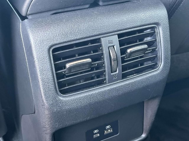 Used 2021 Nissan Rogue SV FWD image 19