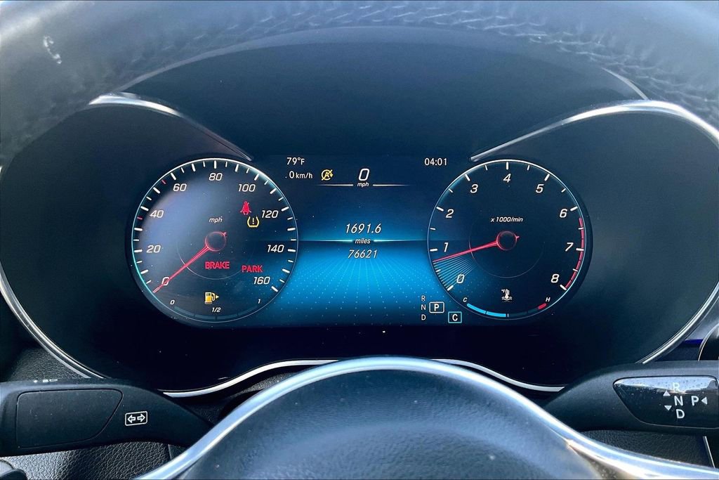 Used 2020 Mercedes-Benz GLC 300 4MATIC Coupe image 13