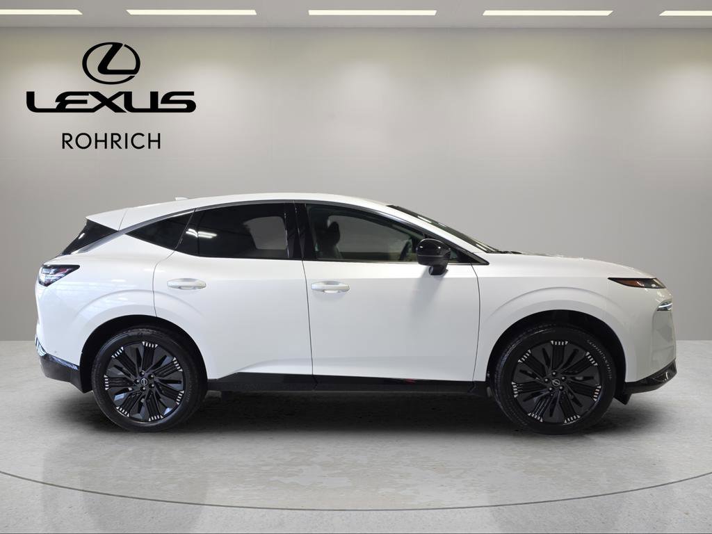 Used 2025 Nissan Murano Platinum image 4