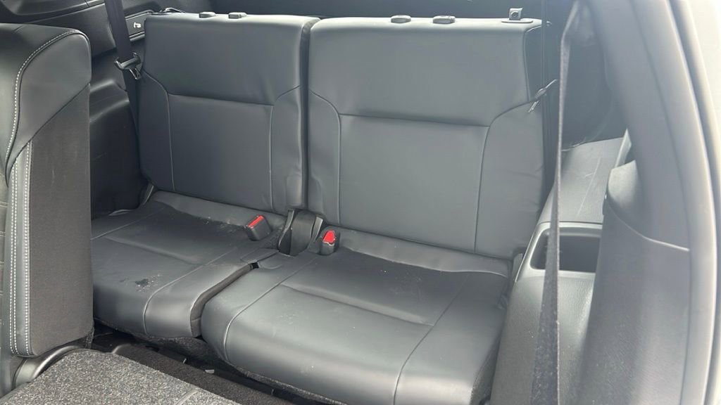 Used 2025 Mitsubishi Outlander SE image 13