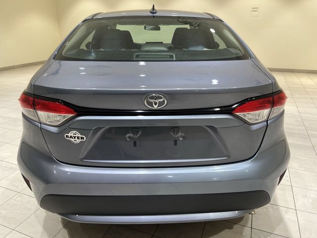 Used 2021 Toyota Corolla LE FWD image 4