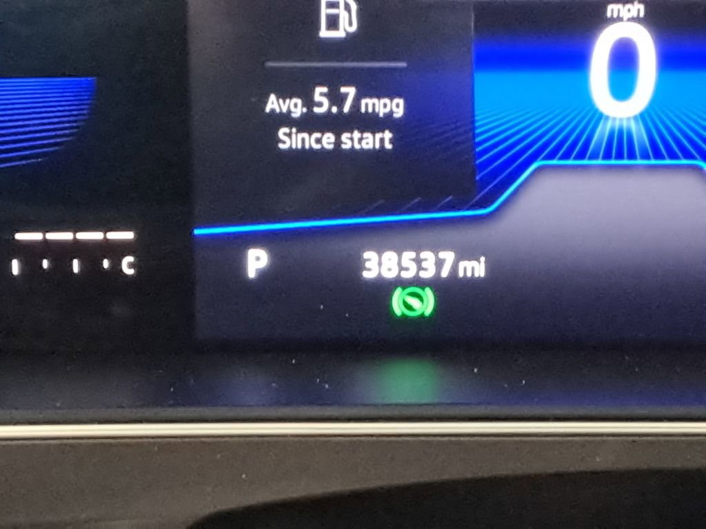 Certified 2022 Volkswagen Tiguan SE image 28