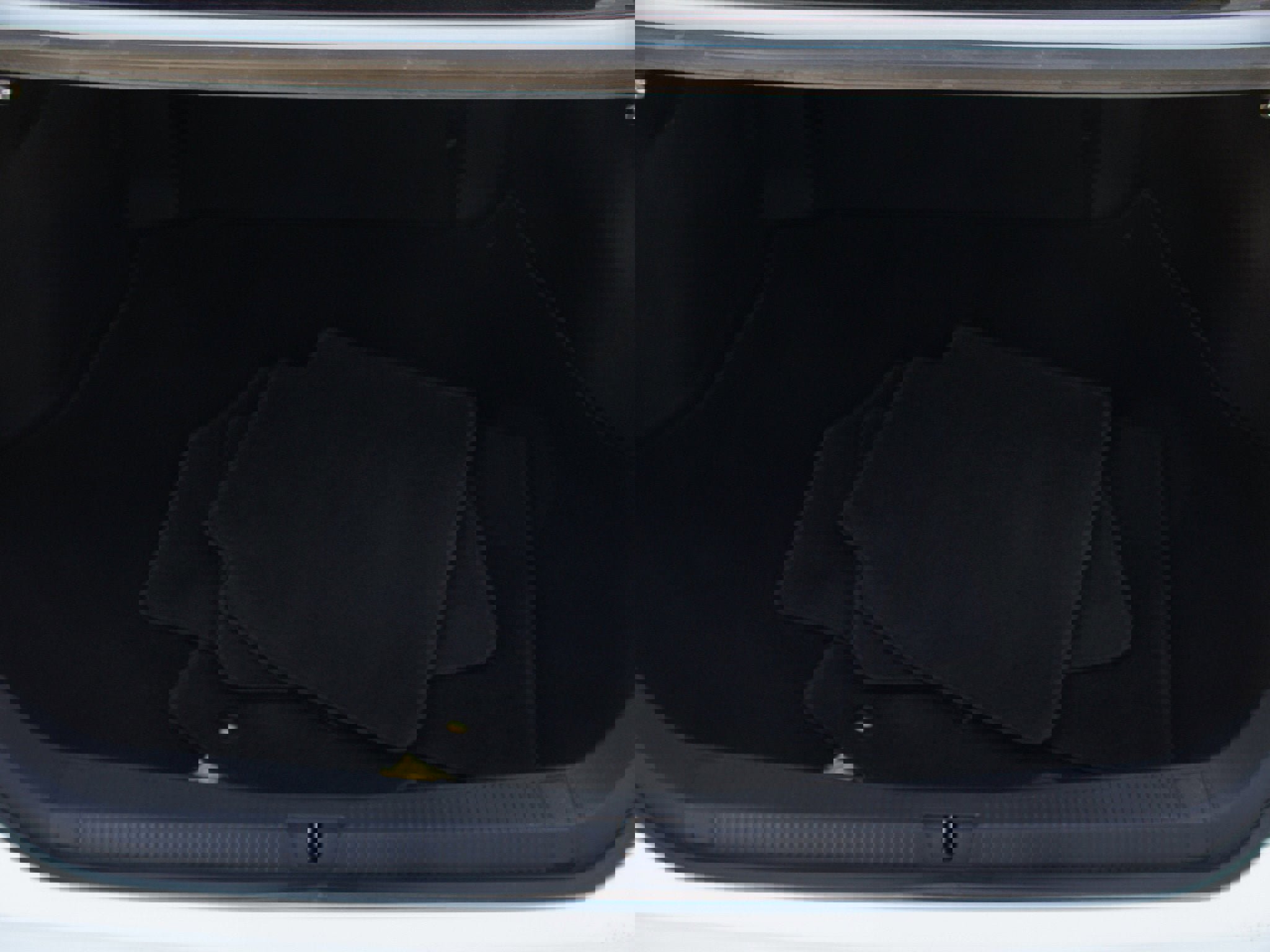 Used 2019 Toyota Avalon Limited w/ Advanced Safety Package image 18