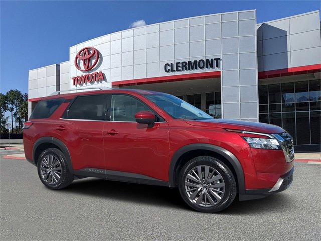 Used 2023 Nissan Pathfinder SL w/ SL Premium Package image 1