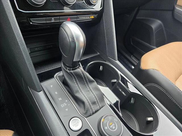 Used 2022 Volkswagen Atlas Cross Sport SEL Premium R-Line image 11