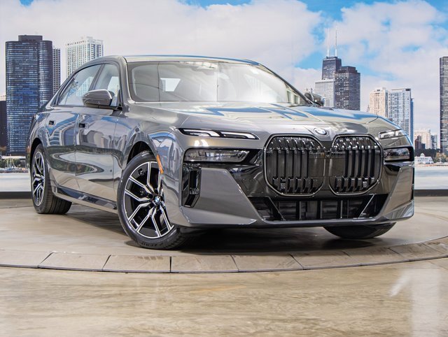 Used 2025 BMW 740i xDrive w/ Premium Package
